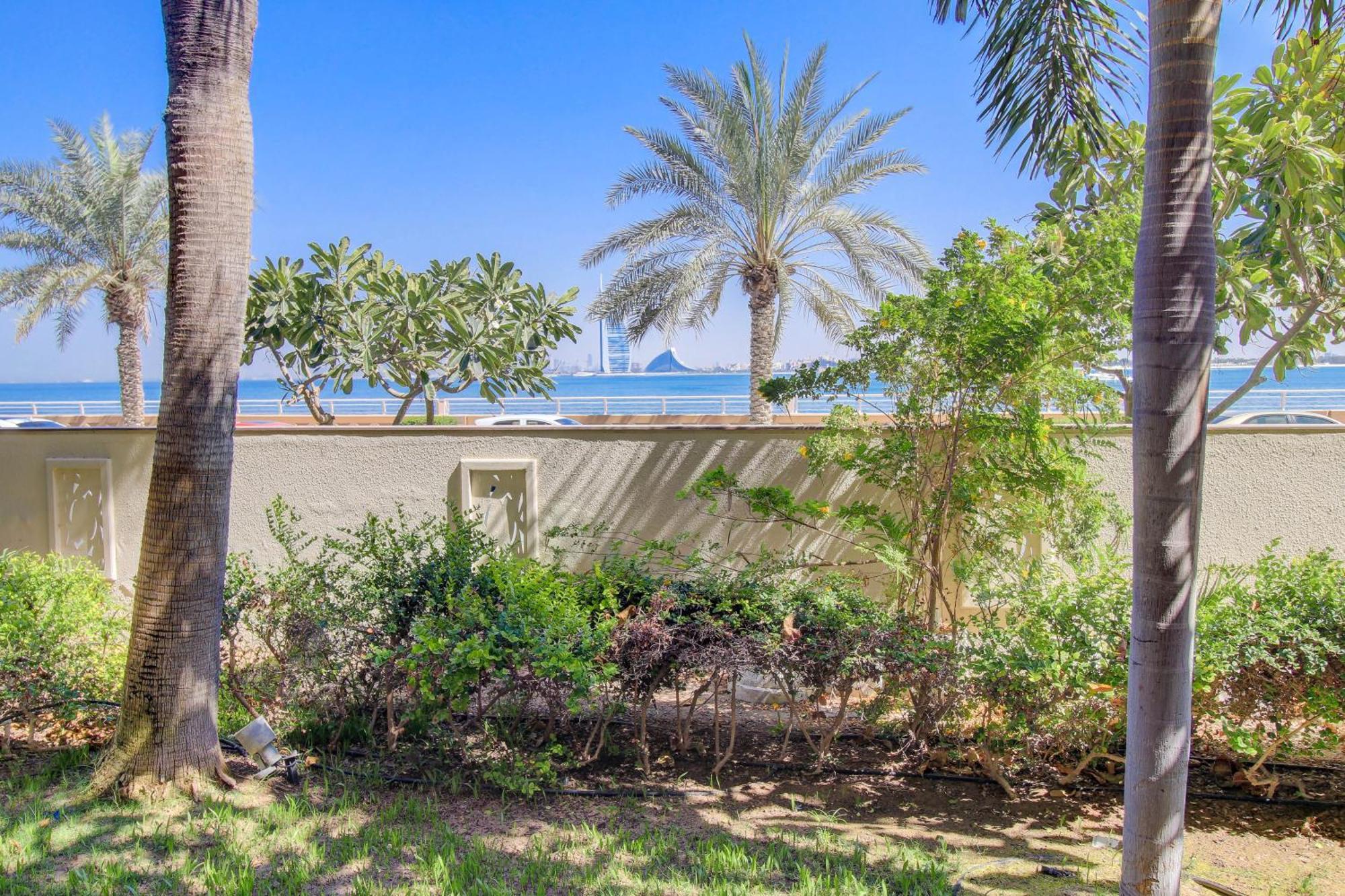 Luxe Getaways Royal Amwaj Palm Jumeirah Resort Apartment Holiday Home Dubaï Extérieur photo